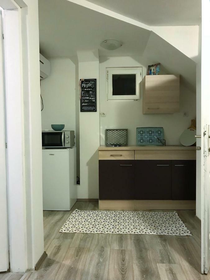 Apartment Chloe Τρογκίρ Εξωτερικό φωτογραφία